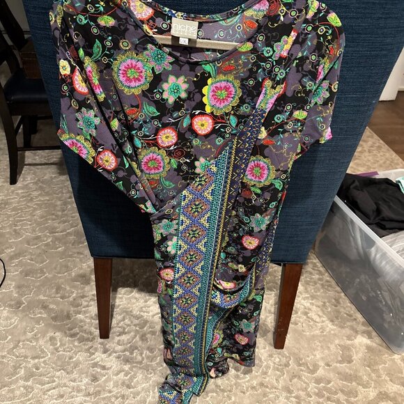 Niche Wrap Dress  L/XL - Picture 2 of 3